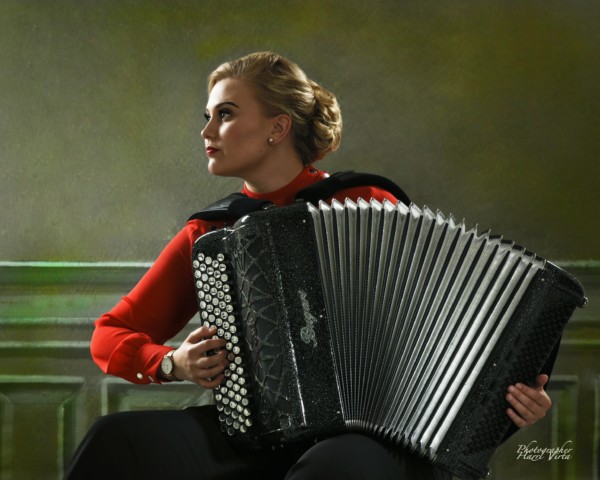 Kultainen harmonikka